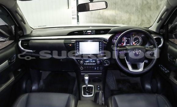 Buy Used Toyota Hiluxe Revo White Car in Bangkok in Bangkok Buy Used Toyota Hiluxe Revo White Car in Bangkok in Bangkok