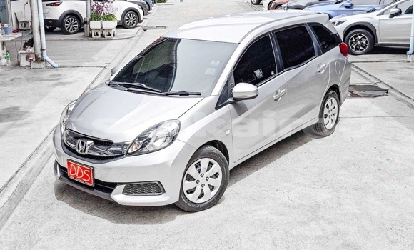 ซื้อ รถมือสอง Honda Mobilio เงิน รถยนต์ ใน %{เมือง} ใน กรุงเทพมหานคร ซื้อ รถมือสอง Honda Mobilio เงิน รถยนต์ ใน %{เมือง} ใน กรุงเทพมหานคร