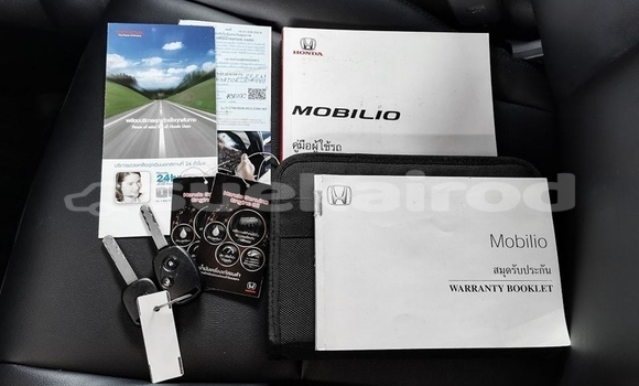 ซื้อ รถมือสอง Honda Mobilio เงิน รถยนต์ ใน %{เมือง} ใน กรุงเทพมหานคร ซื้อ รถมือสอง Honda Mobilio เงิน รถยนต์ ใน %{เมือง} ใน กรุงเทพมหานคร