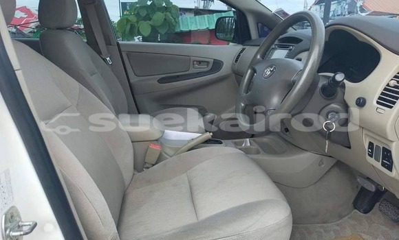 Buy Used Toyota Innova White Car in Bangkok in Bangkok Buy Used Toyota Innova White Car in Bangkok in Bangkok