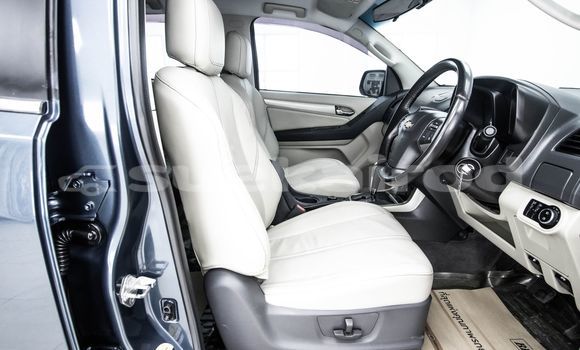 Buy Used Chevrolet TrailBlazer Other Car in Bangkok in Bangkok Buy Used Chevrolet TrailBlazer Other Car in Bangkok in Bangkok