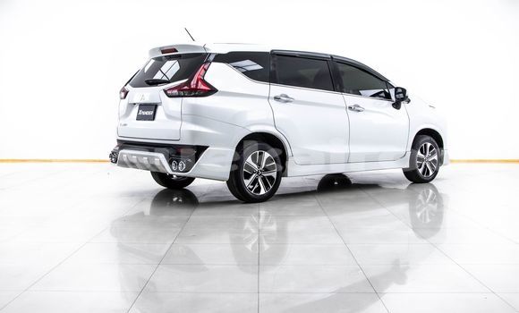 Buy Used Mitsubishi Xpander White Car in Bangkok in Bangkok Buy Used Mitsubishi Xpander White Car in Bangkok in Bangkok