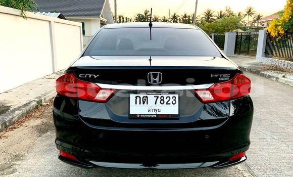 ซื้อ รถมือสอง Honda City สีดำ รถยนต์ ใน %{เมือง} ใน กรุงเทพมหานคร ซื้อ รถมือสอง Honda City สีดำ รถยนต์ ใน %{เมือง} ใน กรุงเทพมหานคร