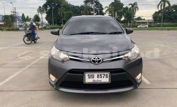 ซื้อ รถมือสอง Toyota Vios อื่น ๆ รถยนต์ ใน %{เมือง} ใน กรุงเทพมหานคร