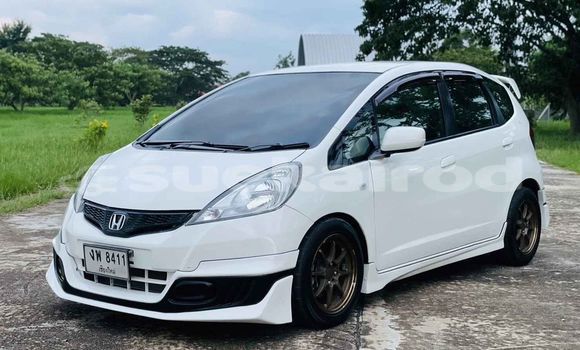 ซื้อ รถมือสอง Honda Jazz ขาว รถยนต์ ใน %{เมือง} ใน กรุงเทพมหานคร ซื้อ รถมือสอง Honda Jazz ขาว รถยนต์ ใน %{เมือง} ใน กรุงเทพมหานคร