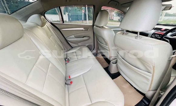 ซื้อ รถมือสอง Honda City ขาว รถยนต์ ใน %{เมือง} ใน กรุงเทพมหานคร ซื้อ รถมือสอง Honda City ขาว รถยนต์ ใน %{เมือง} ใน กรุงเทพมหานคร