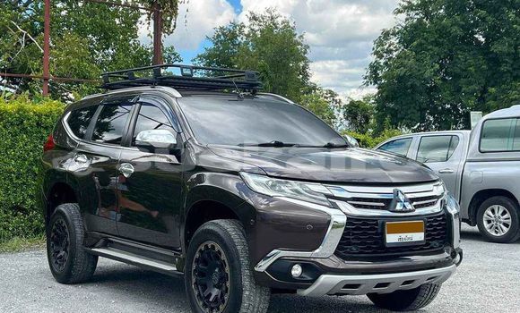 ซื้อ รถมือสอง Mitsubishi Pajero สีดำ รถยนต์ ใน %{เมือง} ใน กรุงเทพมหานคร