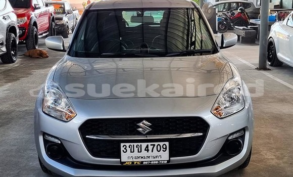 ซื้อ รถมือสอง Suzuki Swift อื่น ๆ รถยนต์ ใน %{เมือง} ใน กรุงเทพมหานคร