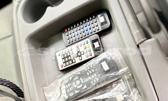 Buy Used Hyundai H1 White Car in Bangkok in Bangkok Buy Used Hyundai H1 White Car in Bangkok in Bangkok