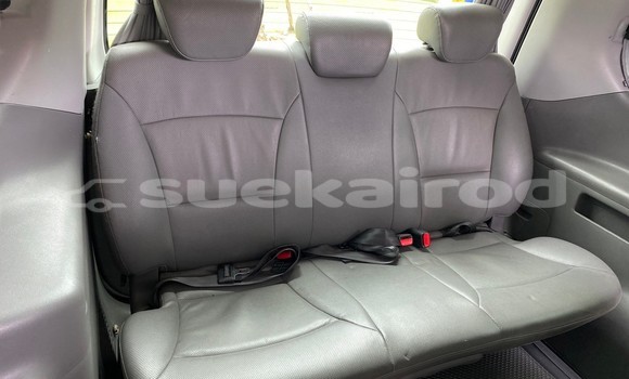 Buy Used Hyundai H1 White Car in Bangkok in Bangkok Buy Used Hyundai H1 White Car in Bangkok in Bangkok