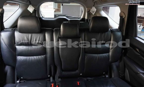 ซื้อ รถมือสอง Mitsubishi Pajero ขาว รถยนต์ ใน %{เมือง} ใน กรุงเทพมหานคร