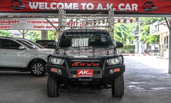 Buy Used Toyota Hiluxe Revo Black Car in Bangkok in Bangkok