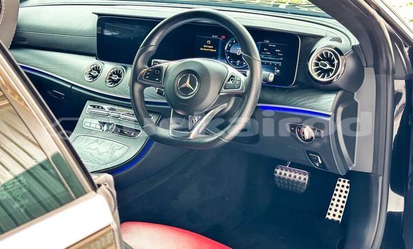 ซื้อ รถมือสอง Mercedes-Benz E-Classe สีดำ รถยนต์ ใน %{เมือง} ใน กรุงเทพมหานคร ซื้อ รถมือสอง Mercedes-Benz E-Classe สีดำ รถยนต์ ใน %{เมือง} ใน กรุงเทพมหานคร