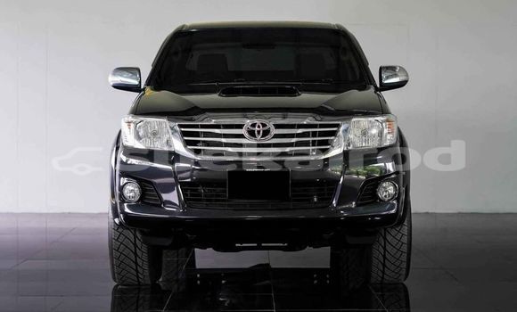 Buy Used Toyota Hiluxe VIGO Black Car in Bangkok in Bangkok