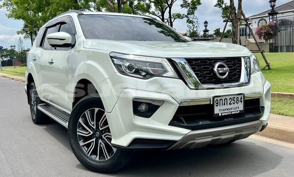 Buy Used Nissan X-Terra White Car in Bangkok in Bangkok