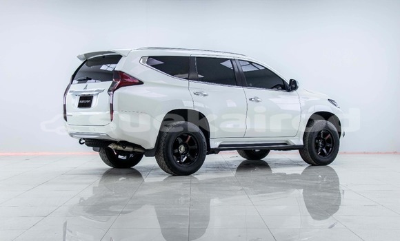 Buy Used Mitsubishi Pajero Sport White Car in Bangkok in Bangkok Buy Used Mitsubishi Pajero Sport White Car in Bangkok in Bangkok