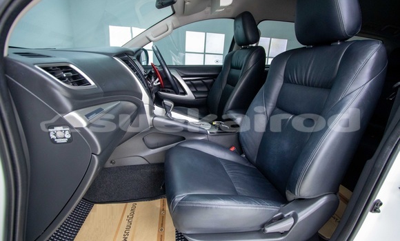 Buy Used Mitsubishi Pajero Sport White Car in Bangkok in Bangkok Buy Used Mitsubishi Pajero Sport White Car in Bangkok in Bangkok