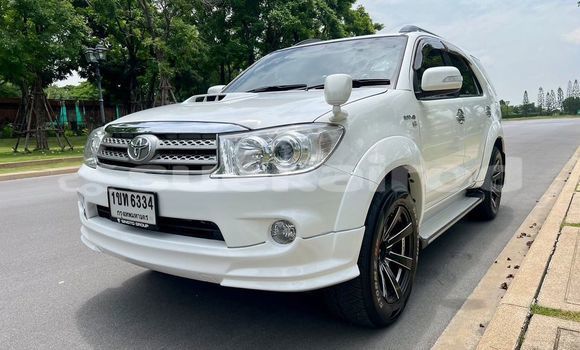Buy Used Toyota Fortuner White Car in Bangkok in Bangkok Buy Used Toyota Fortuner White Car in Bangkok in Bangkok