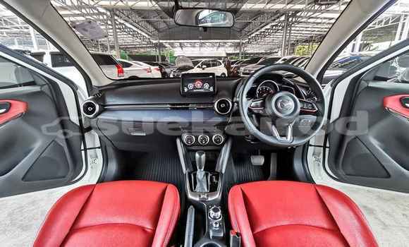 ซื้อ รถมือสอง Mazda 2 ขาว รถยนต์ ใน %{เมือง} ใน กรุงเทพมหานคร ซื้อ รถมือสอง Mazda 2 ขาว รถยนต์ ใน %{เมือง} ใน กรุงเทพมหานคร