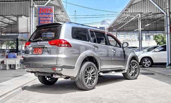 ซื้อ รถมือสอง Mitsubishi Pajero อื่น ๆ รถยนต์ ใน %{เมือง} ใน กรุงเทพมหานคร