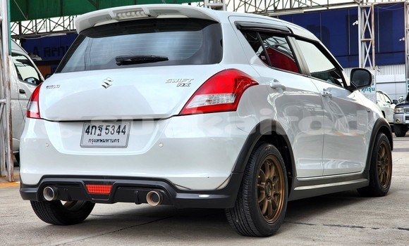 ซื้อ รถมือสอง Suzuki Swift ขาว รถยนต์ ใน %{เมือง} ใน กรุงเทพมหานคร ซื้อ รถมือสอง Suzuki Swift ขาว รถยนต์ ใน %{เมือง} ใน กรุงเทพมหานคร