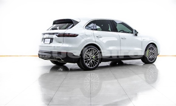 Buy Used Porsche Cayenne White Car in Bangkok in Bangkok Buy Used Porsche Cayenne White Car in Bangkok in Bangkok