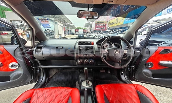 ซื้อ รถมือสอง Honda Jazz สีดำ รถยนต์ ใน %{เมือง} ใน กรุงเทพมหานคร ซื้อ รถมือสอง Honda Jazz สีดำ รถยนต์ ใน %{เมือง} ใน กรุงเทพมหานคร