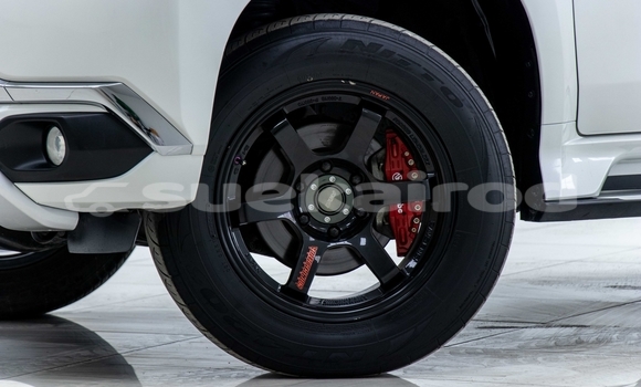 Buy Used Mitsubishi Pajero White Car in Samut Sakhon in Samut Sakhon Buy Used Mitsubishi Pajero White Car in Samut Sakhon in Samut Sakhon