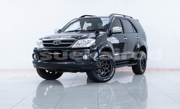 ซื้อ รถมือสอง Toyota Fortuner สีดำ รถยนต์ ใน %{เมือง} ใน กรุงเทพมหานคร