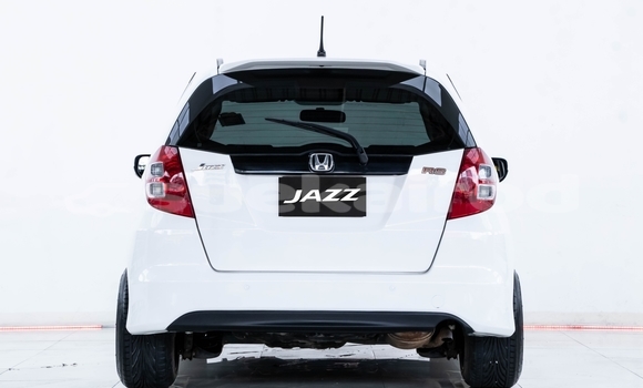 ซื้อ รถมือสอง Honda Jazz ขาว รถยนต์ ใน %{เมือง} ใน นนทบุรี ซื้อ รถมือสอง Honda Jazz ขาว รถยนต์ ใน %{เมือง} ใน นนทบุรี