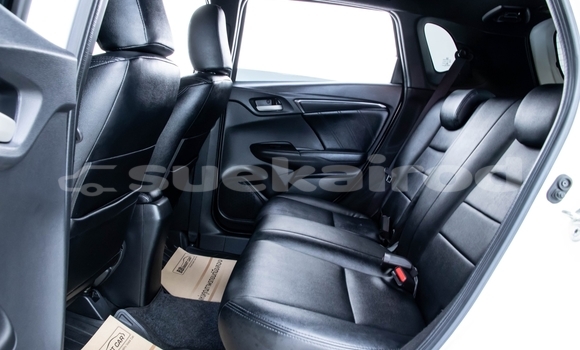 ซื้อ รถมือสอง Honda HR-V ขาว รถยนต์ ใน %{เมือง} ใน นนทบุรี ซื้อ รถมือสอง Honda HR-V ขาว รถยนต์ ใน %{เมือง} ใน นนทบุรี