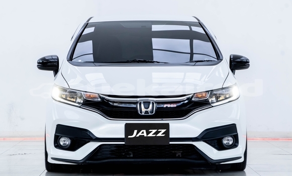 ซื้อ รถมือสอง Honda HR-V ขาว รถยนต์ ใน %{เมือง} ใน นนทบุรี ซื้อ รถมือสอง Honda HR-V ขาว รถยนต์ ใน %{เมือง} ใน นนทบุรี