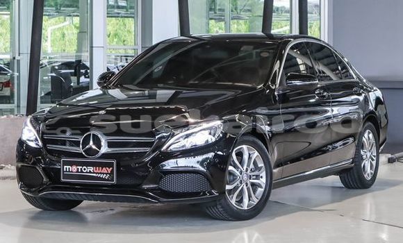ซื้อ รถมือสอง Mercedes-Benz C-Classe สีดำ รถยนต์ ใน %{เมือง} ใน กรุงเทพมหานคร