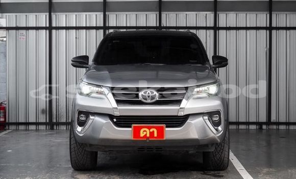 ซื้อ รถมือสอง Toyota Fortuner เงิน รถยนต์ ใน %{เมือง} ใน กรุงเทพมหานคร ซื้อ รถมือสอง Toyota Fortuner เงิน รถยนต์ ใน %{เมือง} ใน กรุงเทพมหานคร