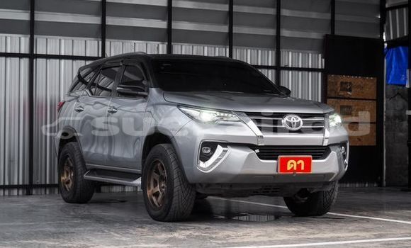 ซื้อ รถมือสอง Toyota Fortuner เงิน รถยนต์ ใน %{เมือง} ใน กรุงเทพมหานคร ซื้อ รถมือสอง Toyota Fortuner เงิน รถยนต์ ใน %{เมือง} ใน กรุงเทพมหานคร
