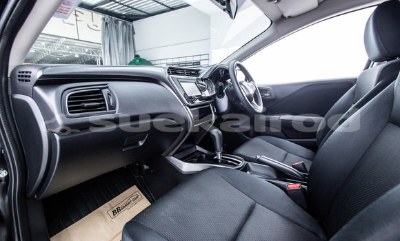 ซื้อ รถมือสอง Honda City สีดำ รถยนต์ ใน %{เมือง} ใน กรุงเทพมหานคร ซื้อ รถมือสอง Honda City สีดำ รถยนต์ ใน %{เมือง} ใน กรุงเทพมหานคร