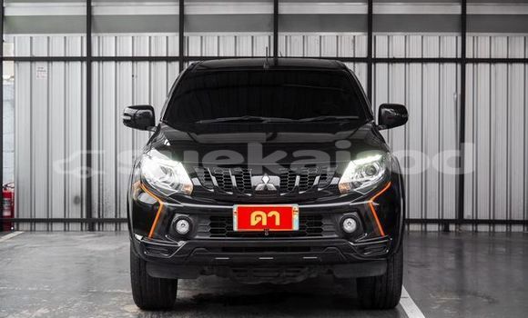 ซื้อ รถมือสอง Mitsubishi Triton สีดำ รถยนต์ ใน %{เมือง} ใน กรุงเทพมหานคร ซื้อ รถมือสอง Mitsubishi Triton สีดำ รถยนต์ ใน %{เมือง} ใน กรุงเทพมหานคร