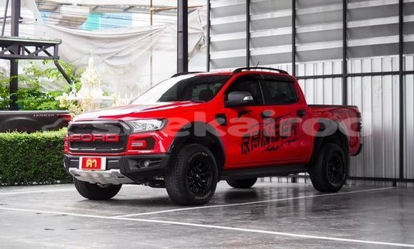 ซื้อ รถมือสอง Ford Ranger สีแดง รถยนต์ ใน %{เมือง} ใน กรุงเทพมหานคร