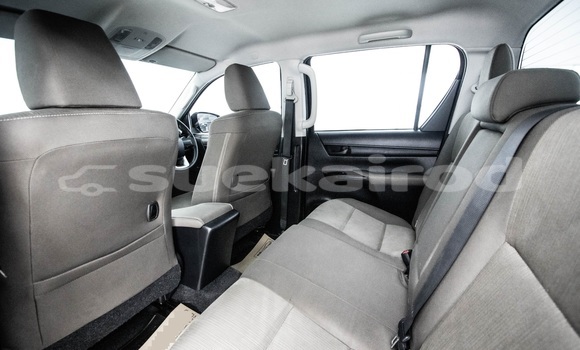 ซื้อ รถมือสอง Toyota Hiluxe Revo สีดำ รถยนต์ ใน %{เมือง} ใน กรุงเทพมหานคร ซื้อ รถมือสอง Toyota Hiluxe Revo สีดำ รถยนต์ ใน %{เมือง} ใน กรุงเทพมหานคร