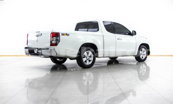 ซื้อ รถมือสอง Mitsubishi Triton ขาว รถยนต์ ใน %{เมือง} ใน กรุงเทพมหานคร ซื้อ รถมือสอง Mitsubishi Triton ขาว รถยนต์ ใน %{เมือง} ใน กรุงเทพมหานคร