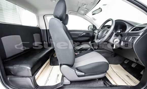 ซื้อ รถมือสอง Mitsubishi Triton ขาว รถยนต์ ใน %{เมือง} ใน กรุงเทพมหานคร ซื้อ รถมือสอง Mitsubishi Triton ขาว รถยนต์ ใน %{เมือง} ใน กรุงเทพมหานคร