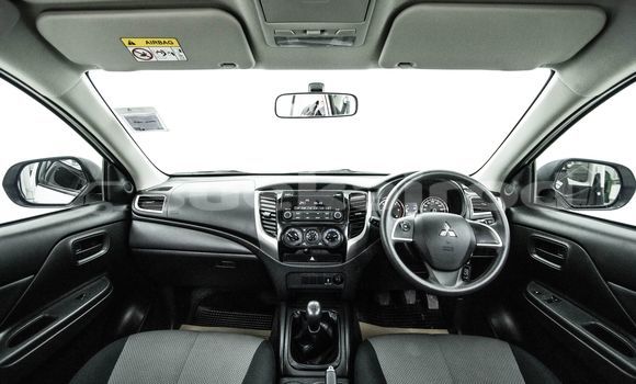 ซื้อ รถมือสอง Mitsubishi Triton ขาว รถยนต์ ใน %{เมือง} ใน กรุงเทพมหานคร ซื้อ รถมือสอง Mitsubishi Triton ขาว รถยนต์ ใน %{เมือง} ใน กรุงเทพมหานคร