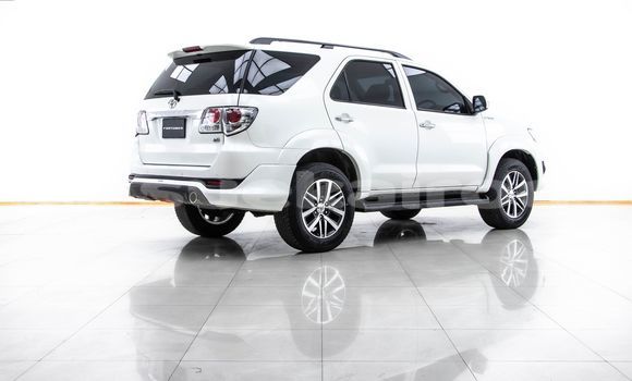 Buy Used Toyota Fortuner White Car in Bangkok in Bangkok Buy Used Toyota Fortuner White Car in Bangkok in Bangkok