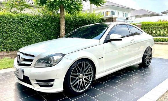 Buy Used Mercedes-Benz C180 coupe White Car in Bangkok in Bangkok Buy Used Mercedes-Benz C180 coupe White Car in Bangkok in Bangkok