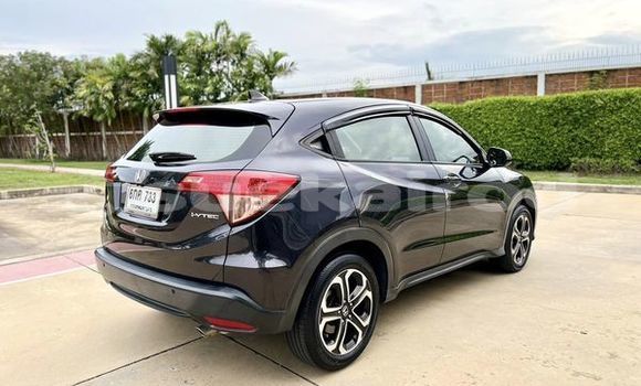 ซื้อ รถมือสอง Honda HR-V สีดำ รถยนต์ ใน %{เมือง} ใน กรุงเทพมหานคร ซื้อ รถมือสอง Honda HR-V สีดำ รถยนต์ ใน %{เมือง} ใน กรุงเทพมหานคร