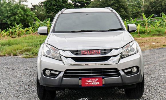 ซื้อ รถมือสอง Isuzu MU-X เงิน รถยนต์ ใน %{เมือง} ใน สระบุรี ซื้อ รถมือสอง Isuzu MU-X เงิน รถยนต์ ใน %{เมือง} ใน สระบุรี