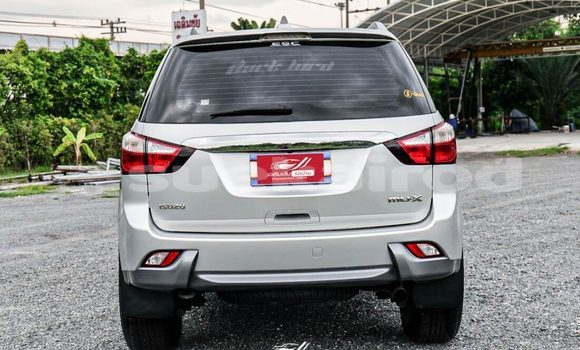 ซื้อ รถมือสอง Isuzu MU-X เงิน รถยนต์ ใน %{เมือง} ใน สระบุรี ซื้อ รถมือสอง Isuzu MU-X เงิน รถยนต์ ใน %{เมือง} ใน สระบุรี