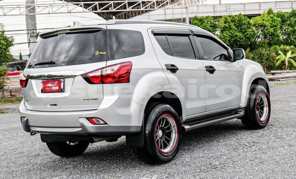 ซื้อ รถมือสอง Isuzu MU-X เงิน รถยนต์ ใน %{เมือง} ใน สระบุรี ซื้อ รถมือสอง Isuzu MU-X เงิน รถยนต์ ใน %{เมือง} ใน สระบุรี