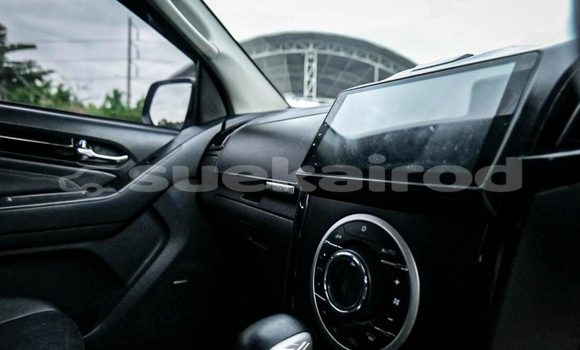 ซื้อ รถมือสอง Isuzu MU-X เงิน รถยนต์ ใน %{เมือง} ใน สระบุรี ซื้อ รถมือสอง Isuzu MU-X เงิน รถยนต์ ใน %{เมือง} ใน สระบุรี