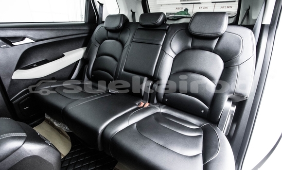 Buy Used Chevrolet Captiva White Car in Bangkok in Bangkok Buy Used Chevrolet Captiva White Car in Bangkok in Bangkok